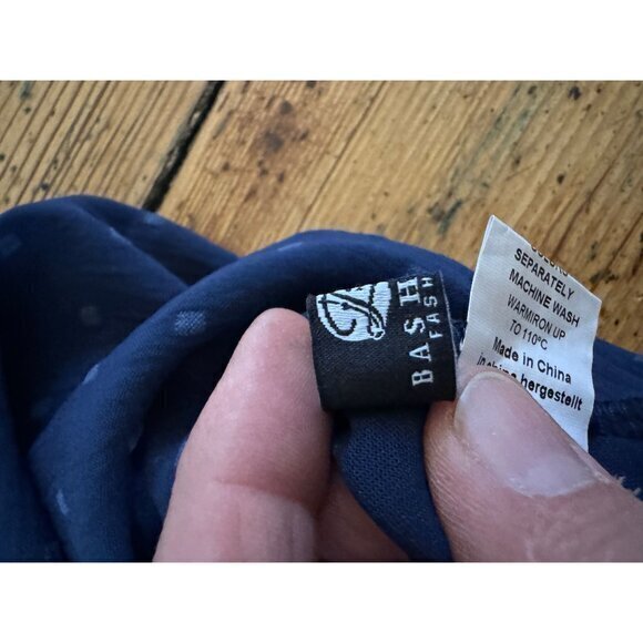 Bashafo‎ Women's Blue Polo size small short sleeve collared polyester button - Picture 4 of 8